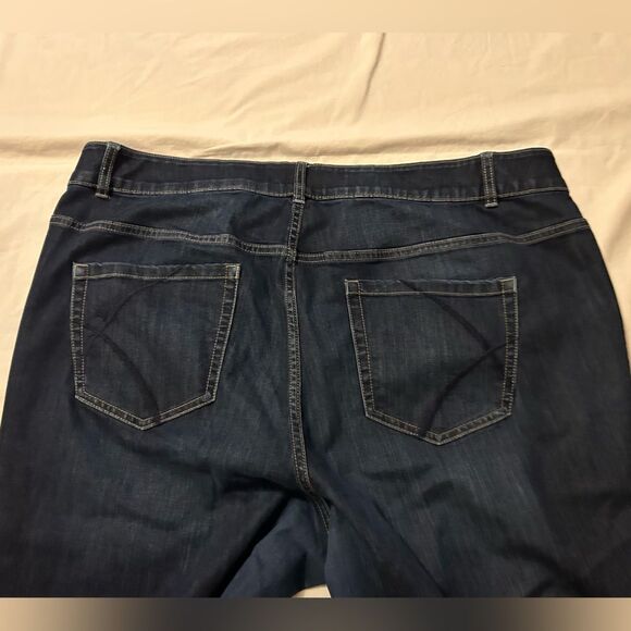 Lane Bryant dark wash skinny tummy control technology size 26 short - Picture 4 of 8